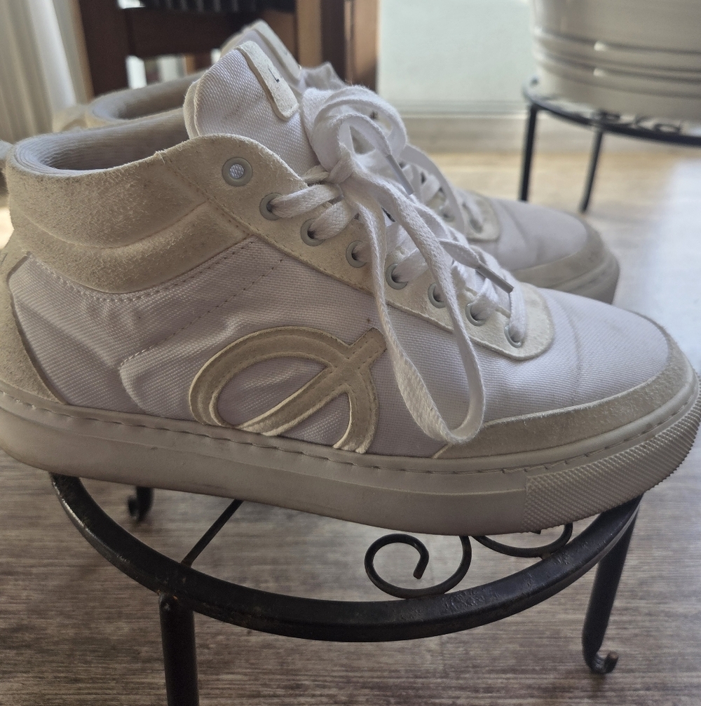 Loci Women's White Mid 7.5/38